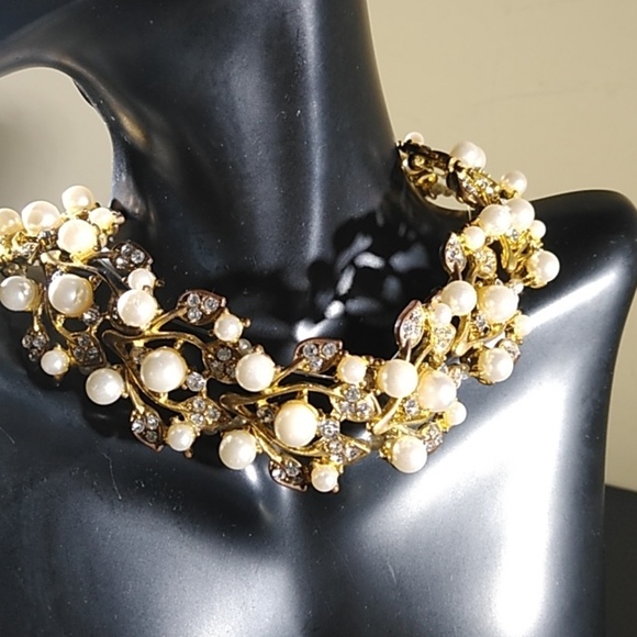 Jewelry - 🎀 8 for 25 sale 🎀 Necklace bag 90